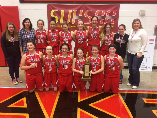 2017 Girls Class M Basketball Champions Vienna