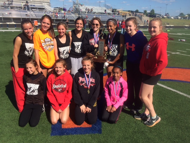 L Girls Track DuQuoin 1st